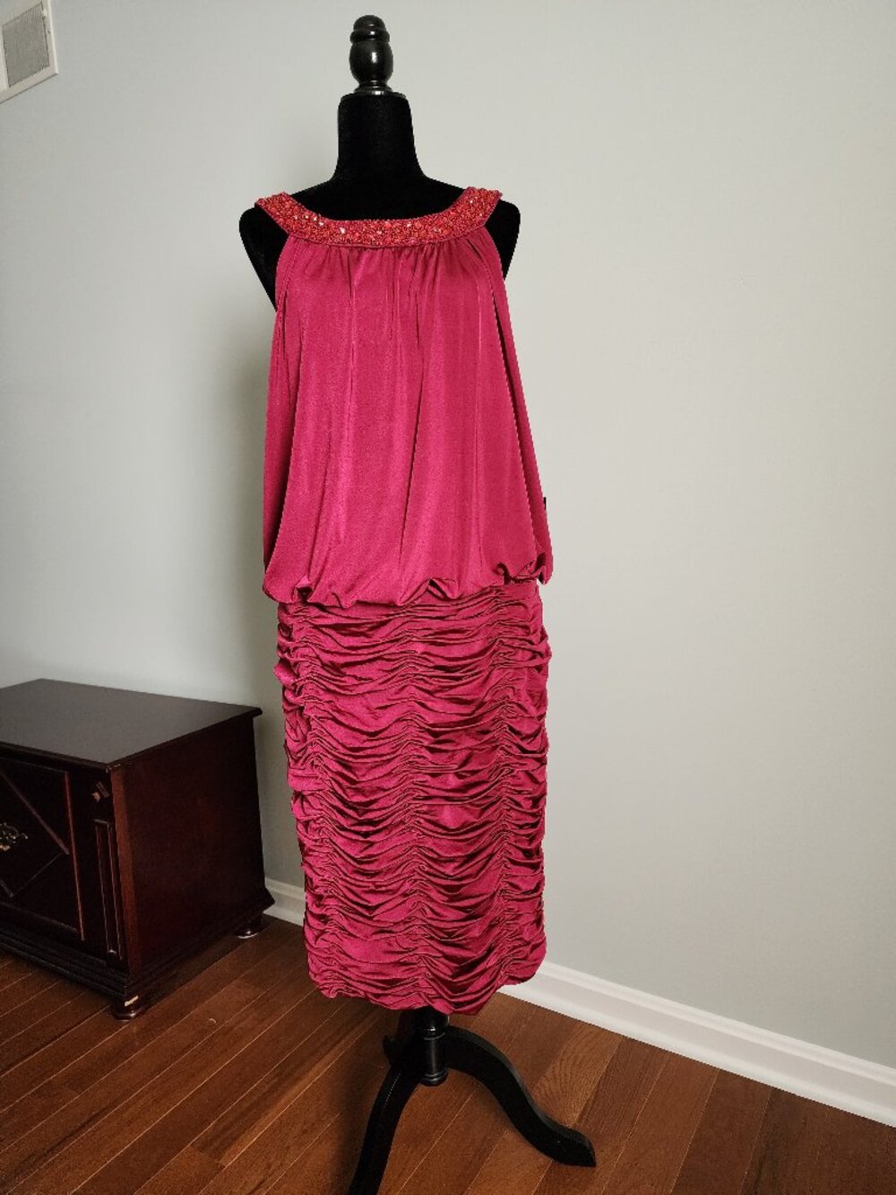 JS Boutique Raspberry Shirred Skirt Dress size 16W. New with Tags